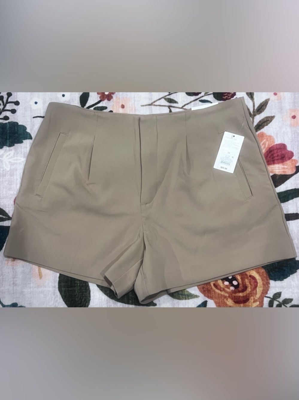 a new day High-Waist Tailored Shorts - Taupe